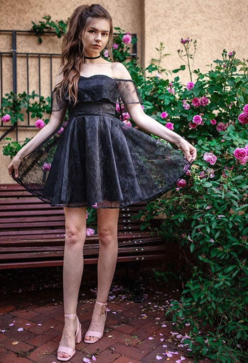 Black Lace Sweetheart Dress