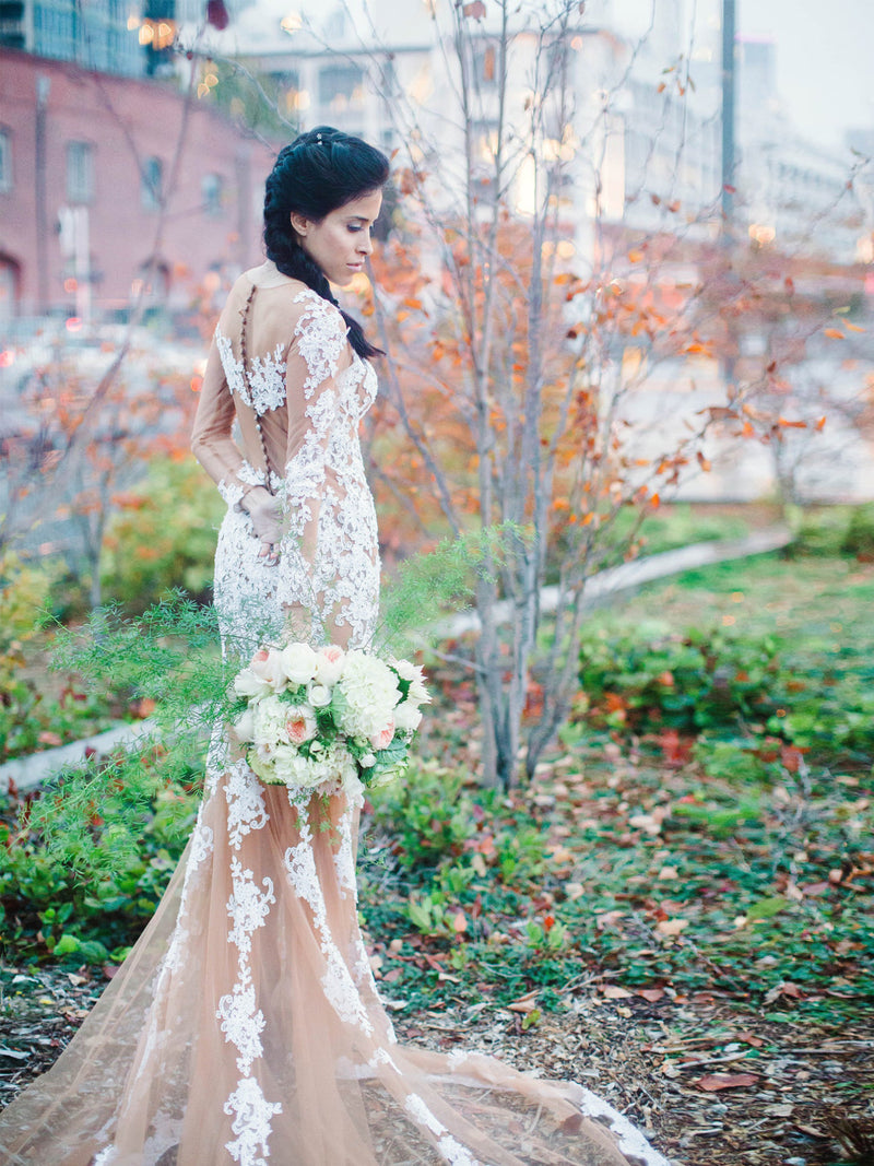 Classic Jewel Neck Sheath Wedding Dress With Lace Appliques