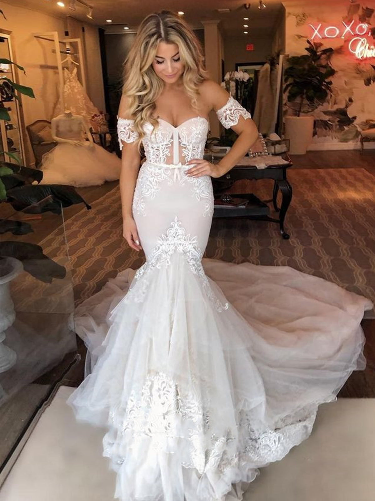 Strapless Lace Sweetheart Mermaid Wedding Dress As Picture