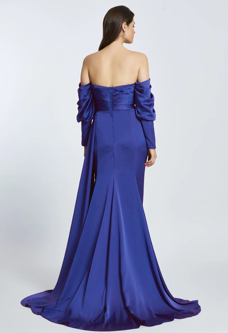 Elegant Satin Sweetheart Neck A Line Slit Long Sleeves Count Train Prom Dress