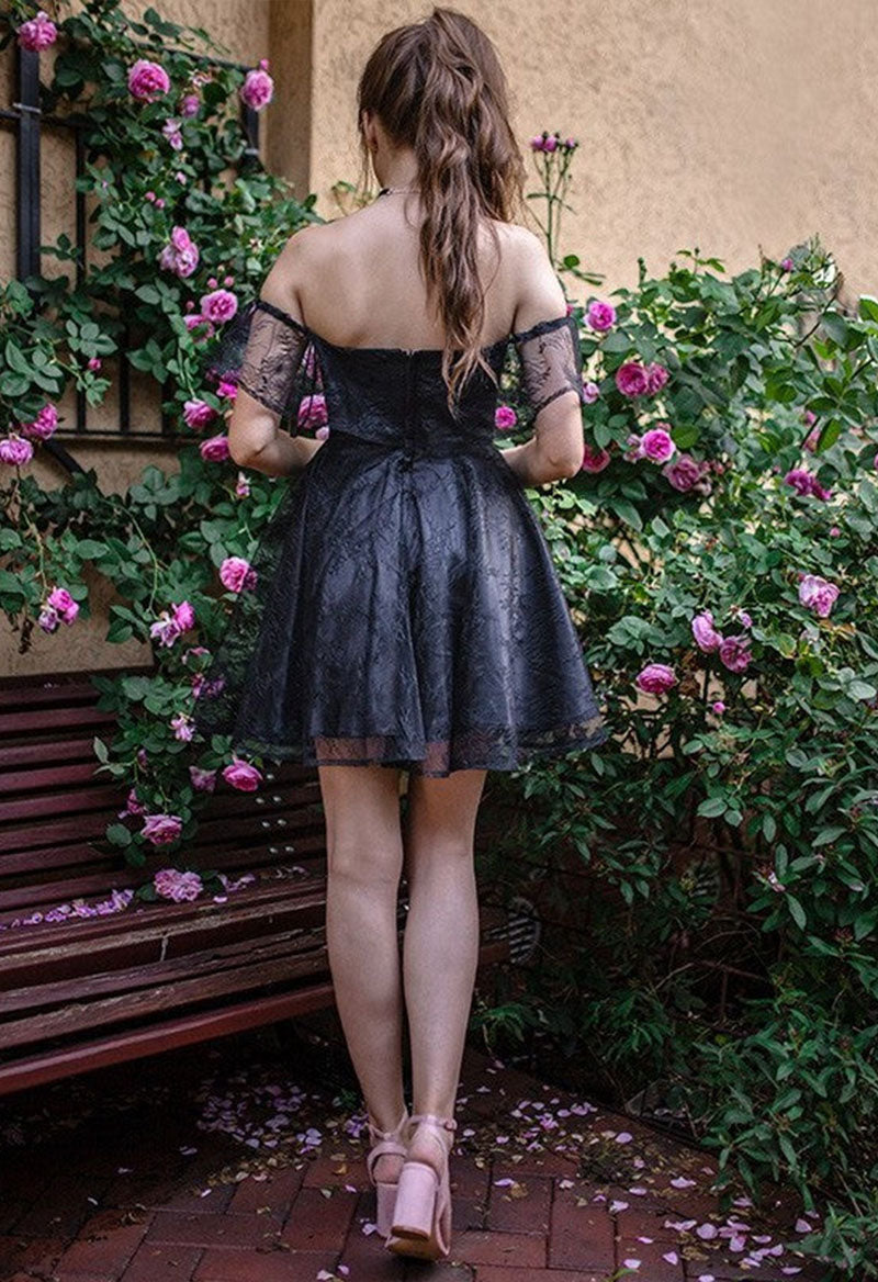 Sweetheart a Line Black Homecoming Dress