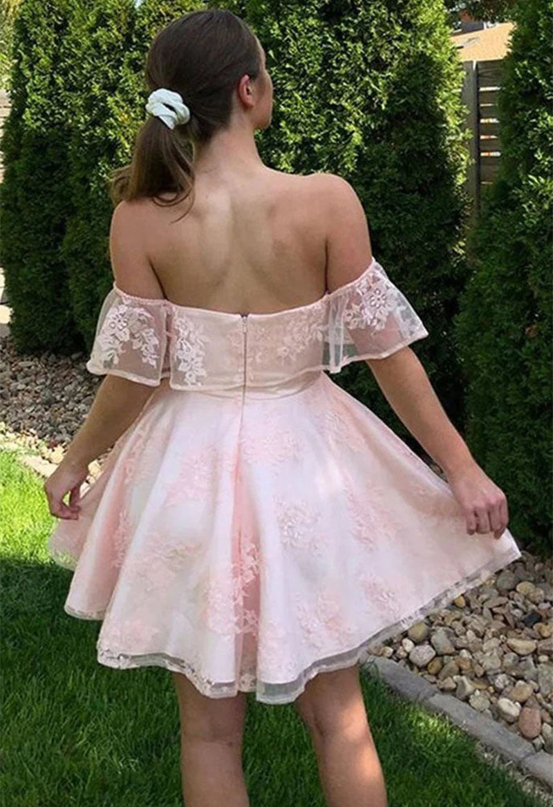 Sweetheart Short Sleeve Appliquéd Tulle Homecoming Dress