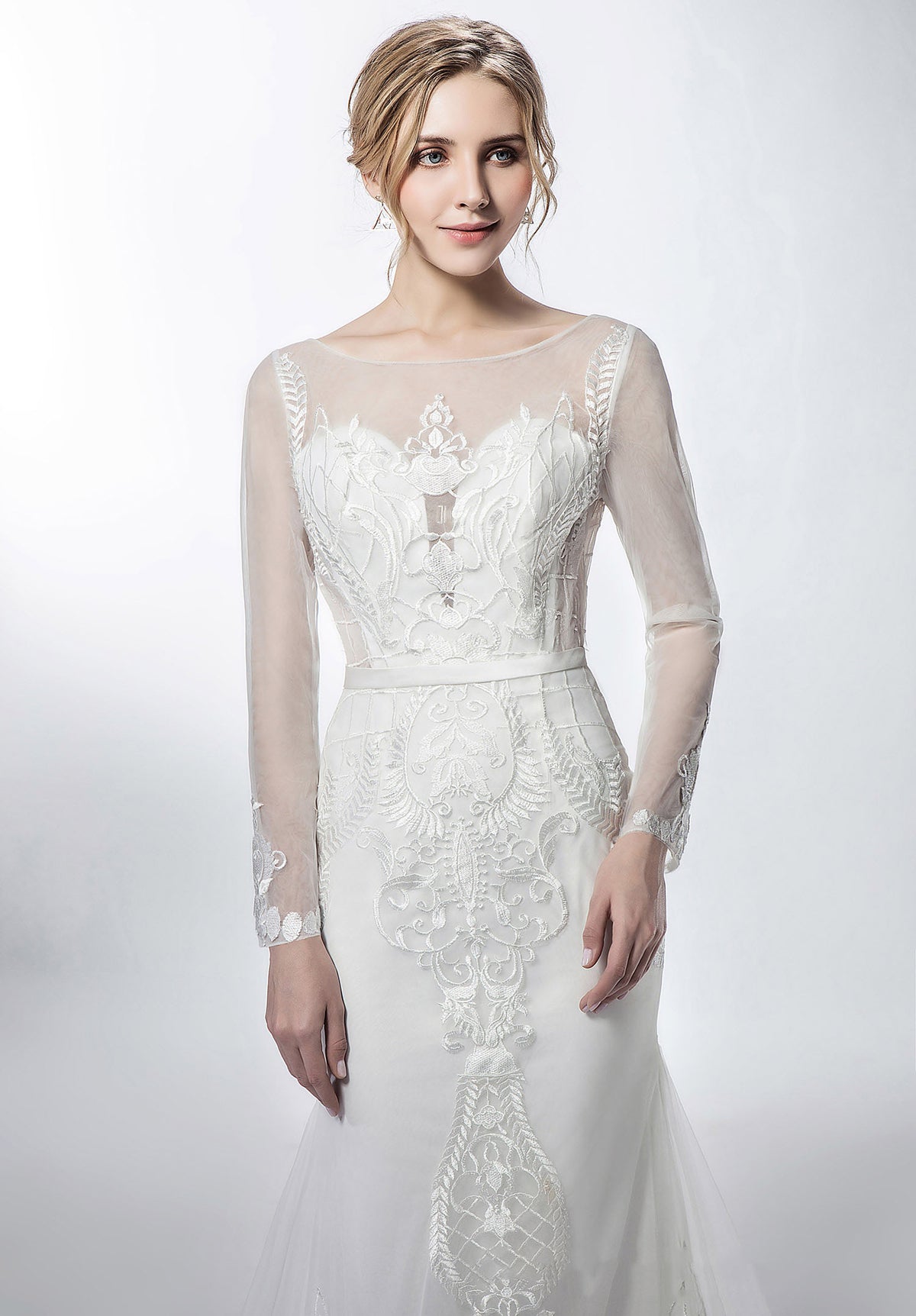 Modern Scoop Neckline Fit and Flare Wedding Dress With Lace Appliques