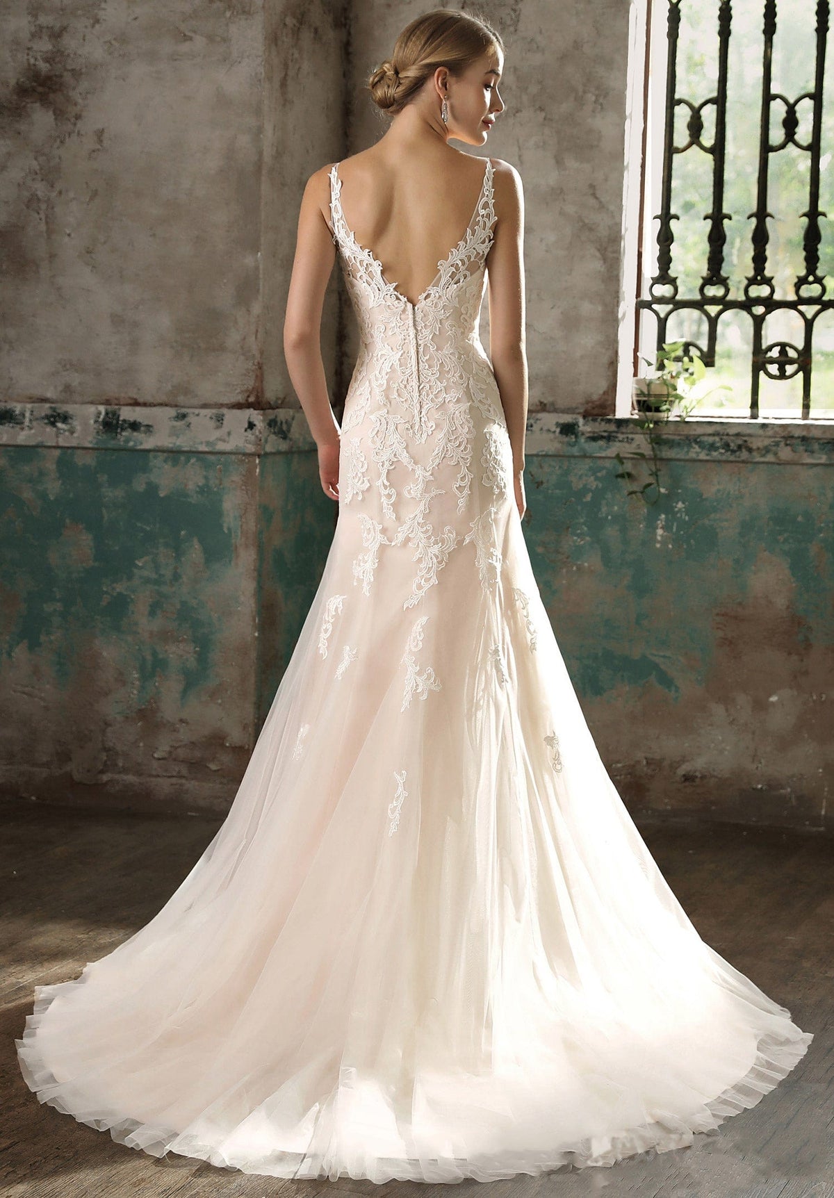 Spaghetti Strap Low Back Mermaid Classic Wedding Dress