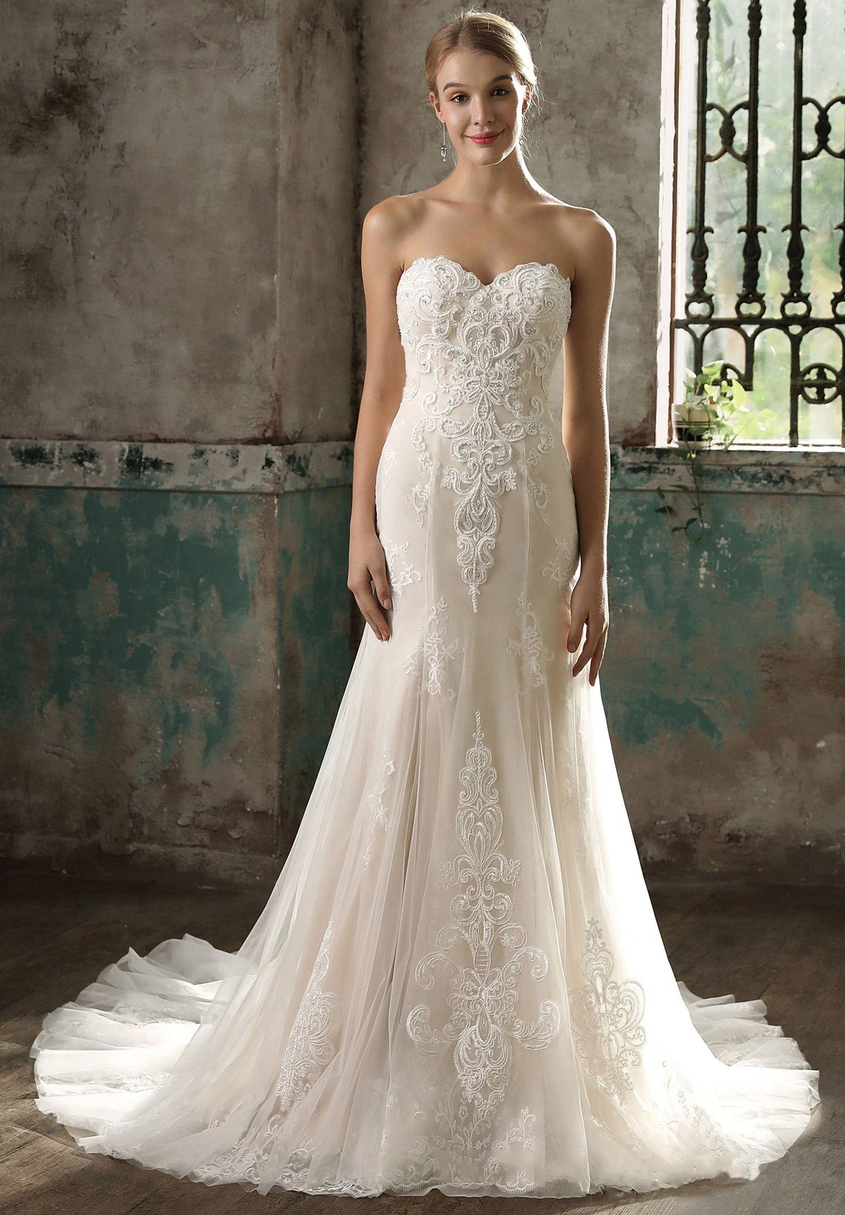 Classic Strapless Mermaid Lace Wedding Dress As Picture